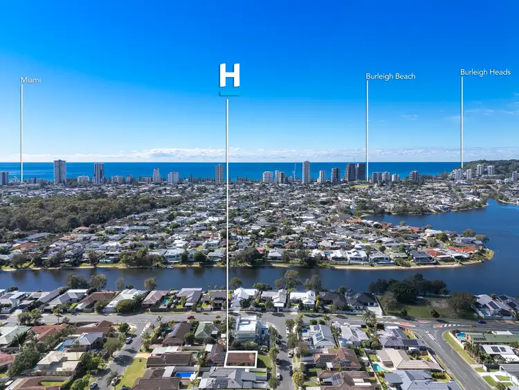 Third view of Homely semi-detached listing, 2/3 Wagtail Court, Burleigh Waters QLD 4220
