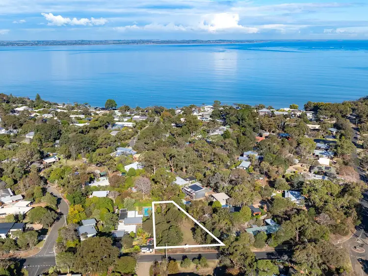 5 Lorne Grove, Somers VIC 3927