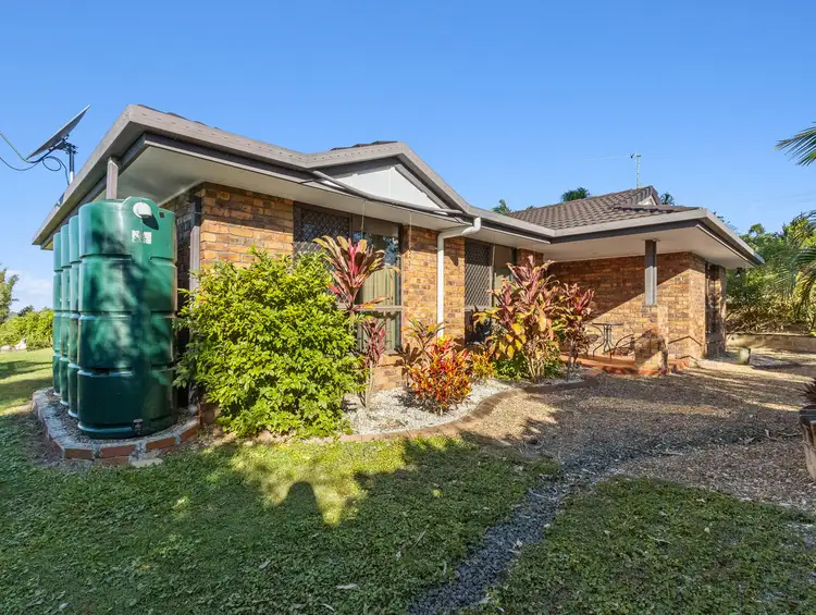 11 Farmhill Place, Takura QLD 4655