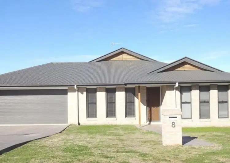 8 Sandlewood Drive, Glenvale QLD 4350