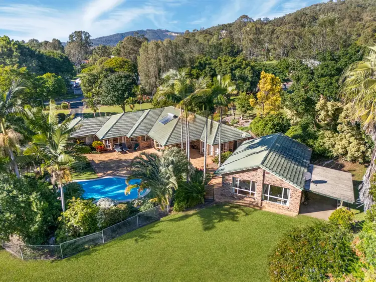 7 Manderson Court, Belivah QLD 4207