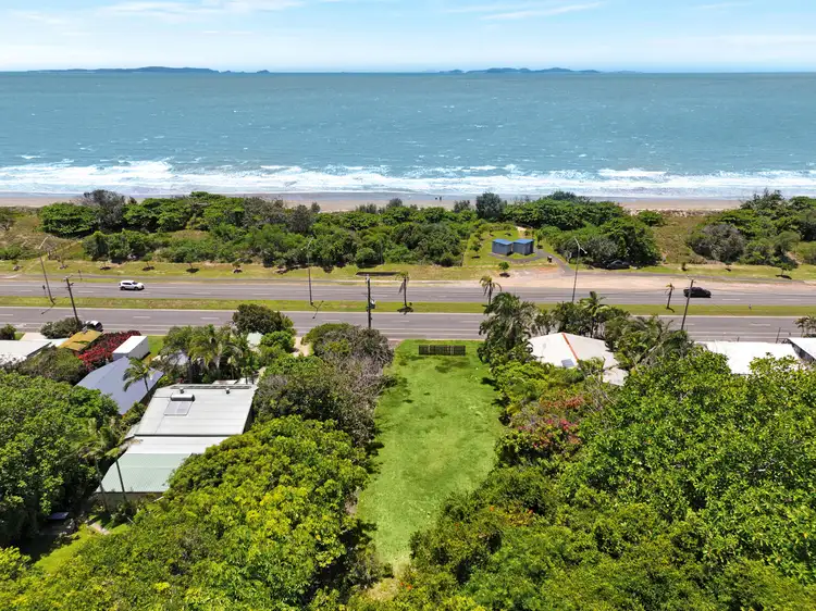 82 Farnborough Road, Meikleville Hill QLD 4703