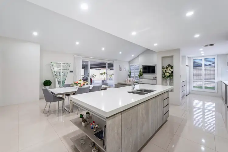 Fifth view of Homely house listing, 3 Minstrell Way, Madora Bay WA 6210