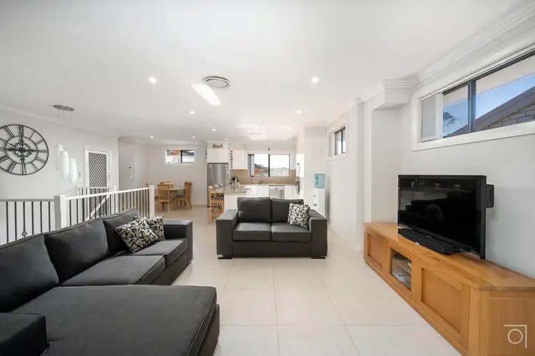 Sixth view of Homely house listing, 1/39 Ocean Beach Road, Shoal Bay NSW 2315