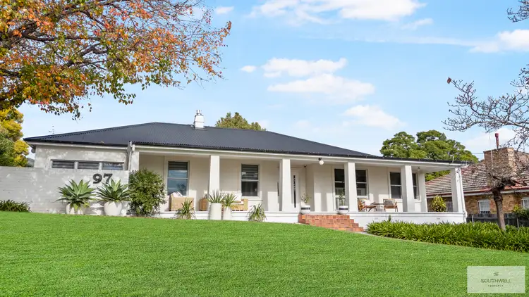 97 White Street, East Tamworth NSW 2340