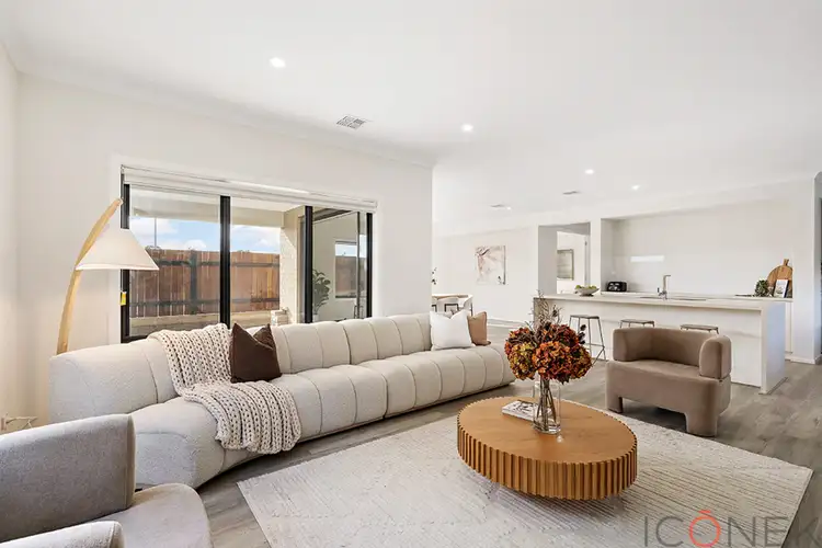 Second view of Homely house listing, 15 Terrestrial Way, Wollert VIC 3750