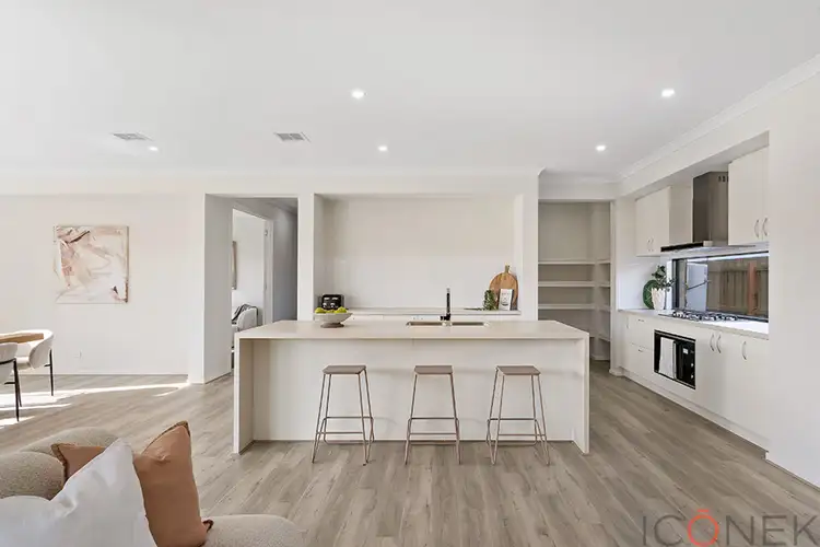 Fourth view of Homely house listing, 15 Terrestrial Way, Wollert VIC 3750