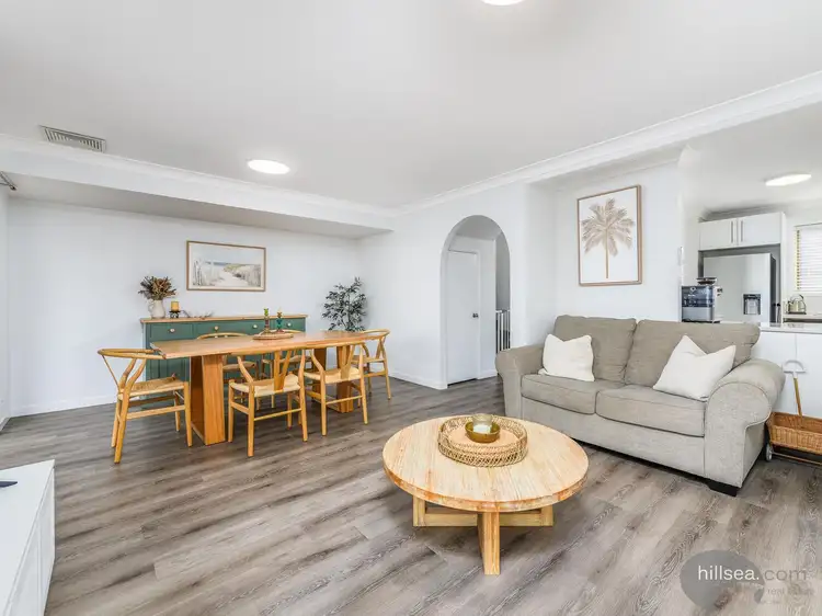 17/601 Pine Ridge Road, Biggera Waters QLD 4216