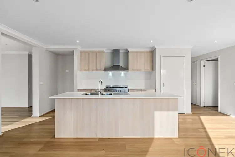 Fourth view of Homely house listing, 2 Nikolai Court, Wallan VIC 3756