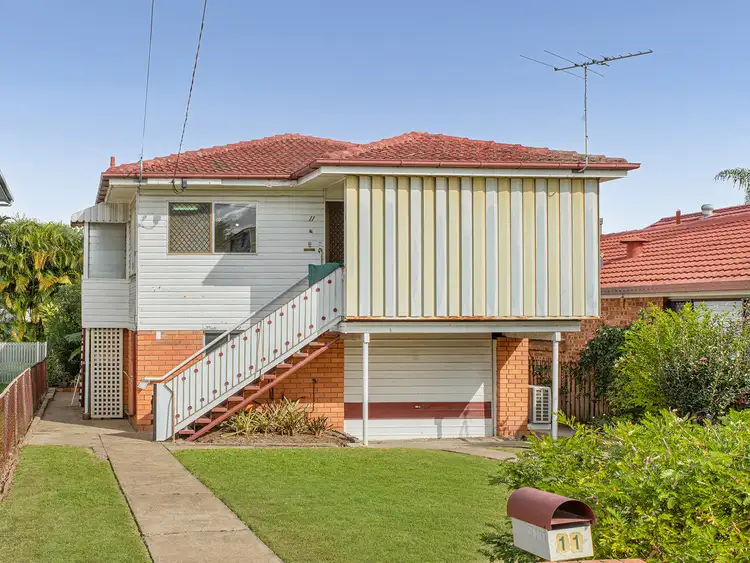 11 Hassall Street, Corinda QLD 4075