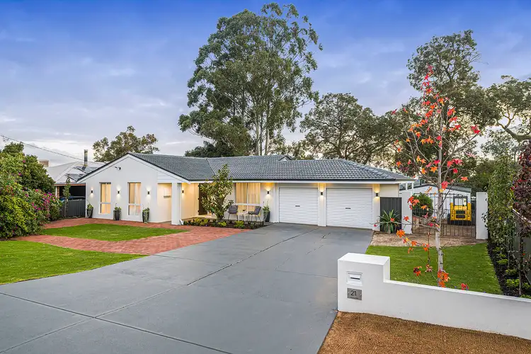 21 Armour Way, Lesmurdie WA 6076