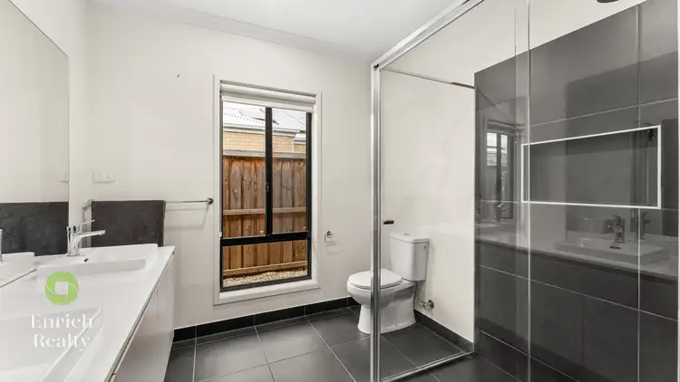 Fifth view of Homely house listing, 15 Oakfield Place, Trafalgar VIC 3824