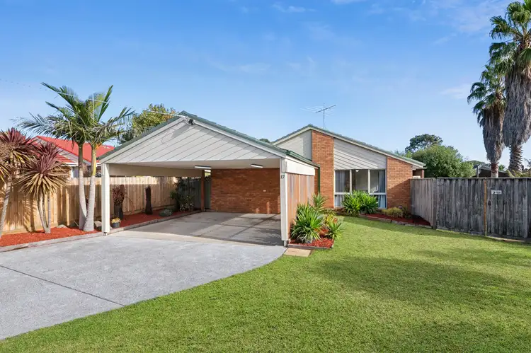 17 Wiltshire Drive, Somerville VIC 3912
