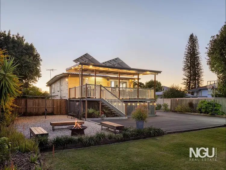 24 Queen Street, Newtown QLD 4305