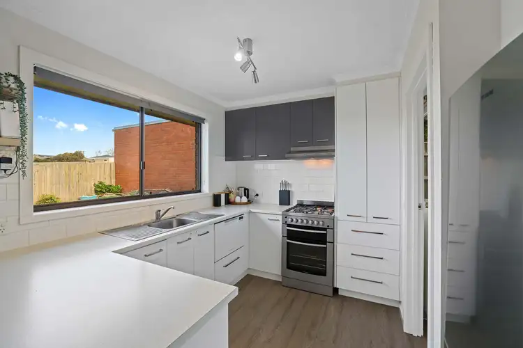 Sixth view of Homely unit listing, 2/4 Nobel Street, Warragul VIC 3820