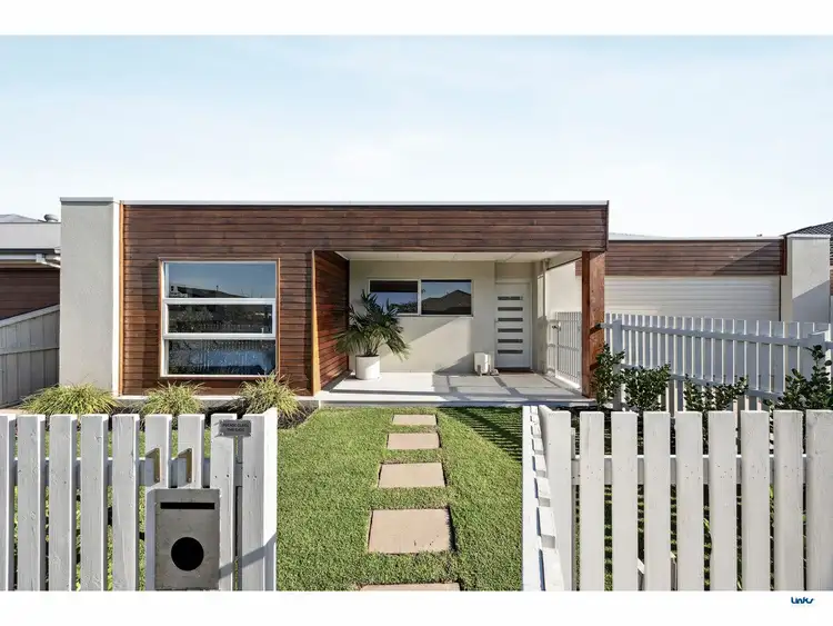 11 Crystal Way, Torquay VIC 3228