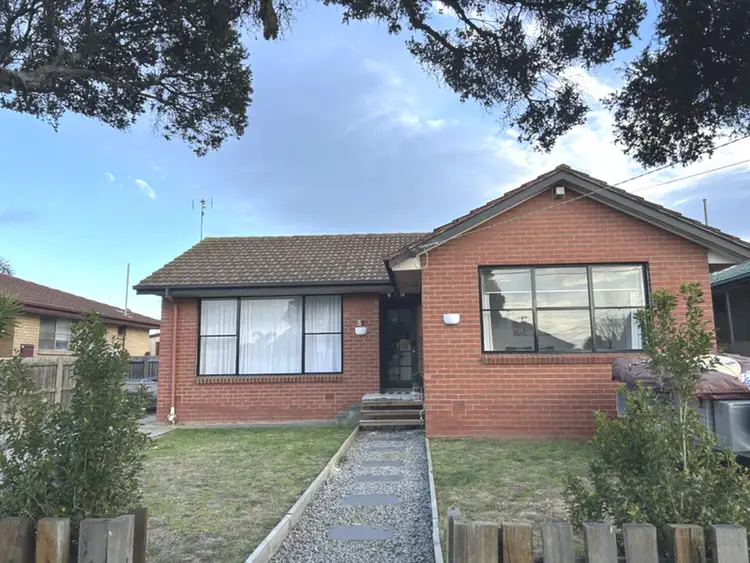 50 Hitchcock Street, Breakwater VIC 3219