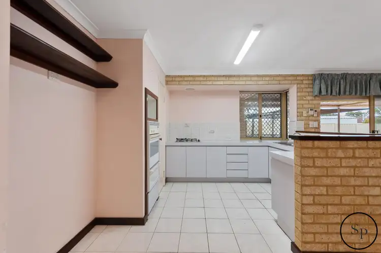 1 Ensay Place, Dudley Park WA 6210