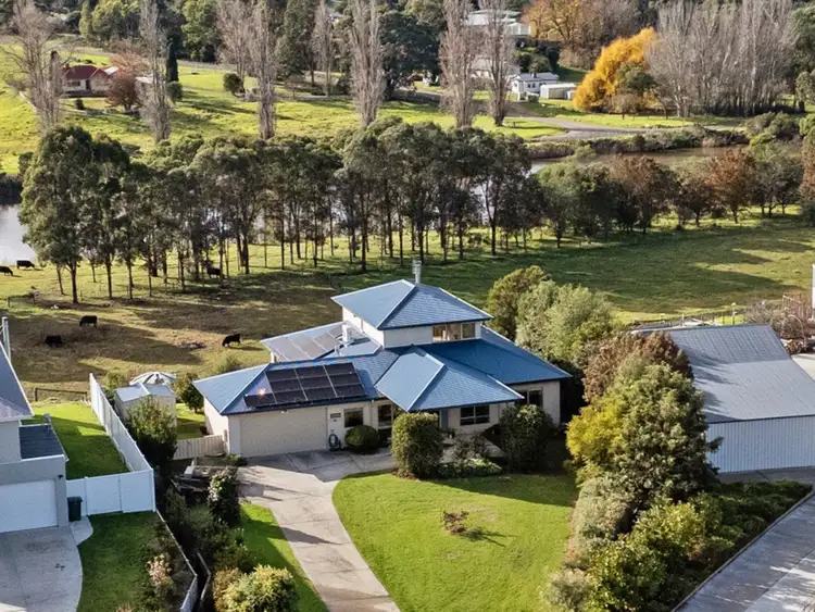 35 Georges Terrace, Swan Reach VIC 3903
