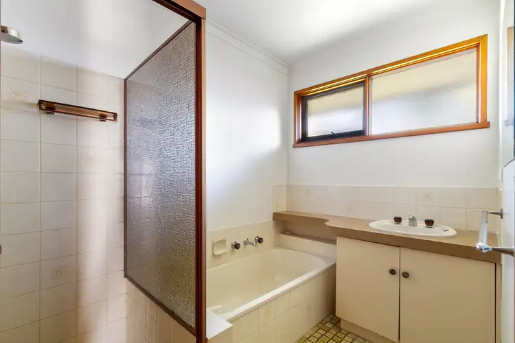 Third view of Homely unit listing, 4/14-16 Carter Street, Sale VIC 3850