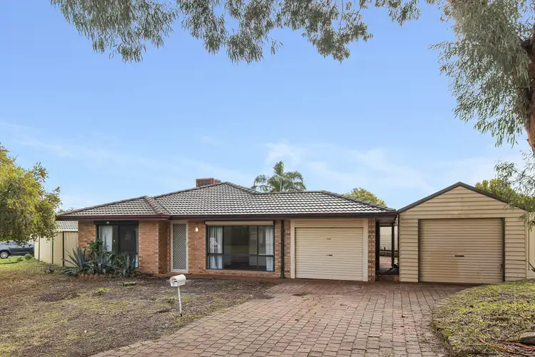 5 Pinetree Close, Alexander Heights WA 6064