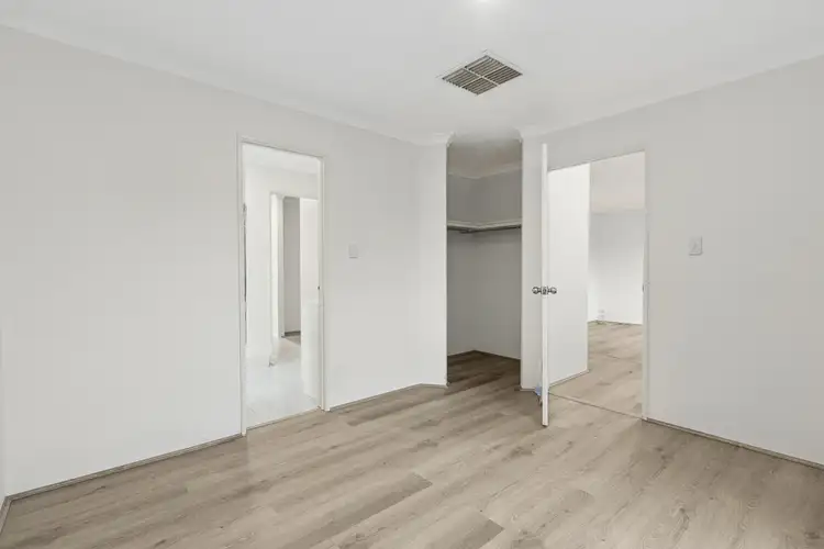 Sixth view of Homely house listing, 5 Pinetree Close, Alexander Heights WA 6064