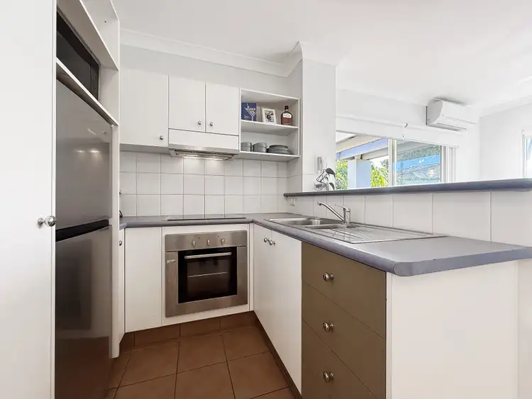 Second view of Homely apartment listing, 28/10-14 Purli Street, Chevron Island QLD 4217
