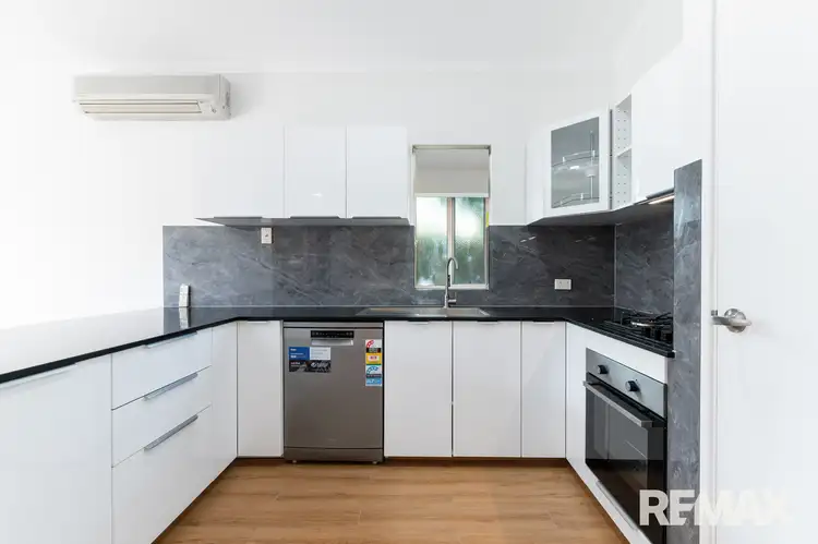 6/4 Wittenoom Road, High Wycombe WA 6057