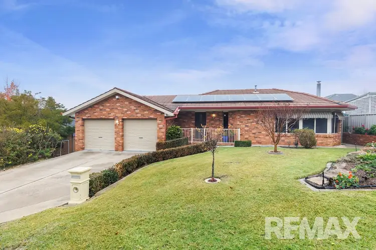 4 Atherton Crescent, Tatton NSW 2650