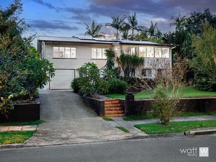 16 Cranbourne Street, Chermside West QLD 4032