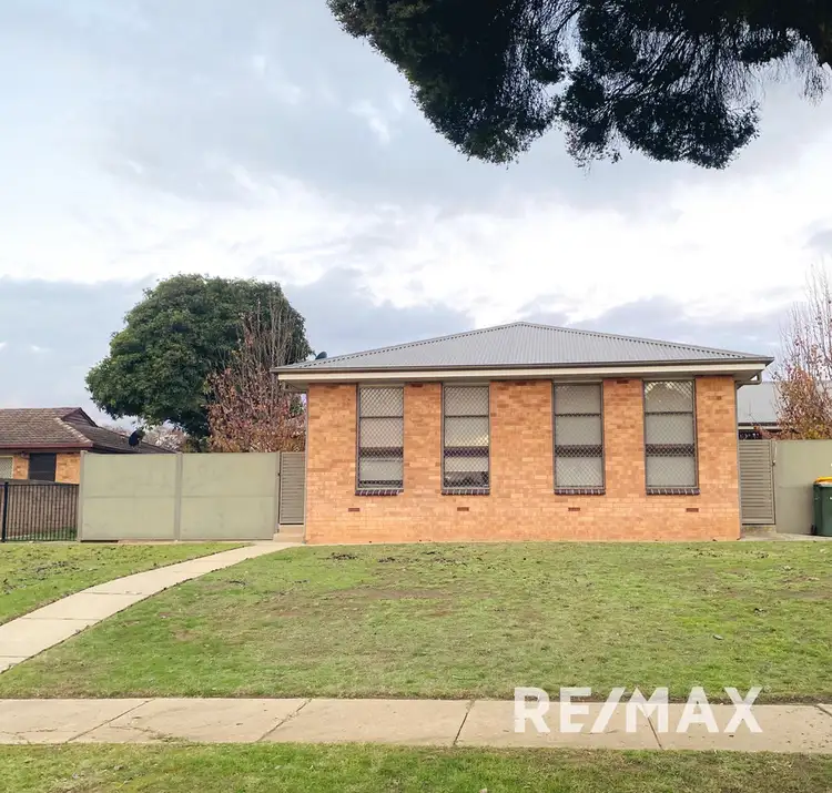 3/1-3 Bavaria Street, Tolland NSW 2650