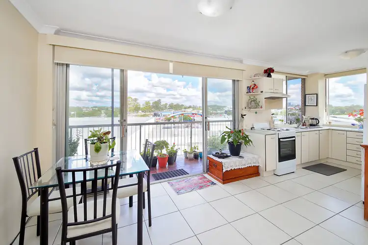 6/30 Shrapnel Road, Cannon Hill QLD 4170