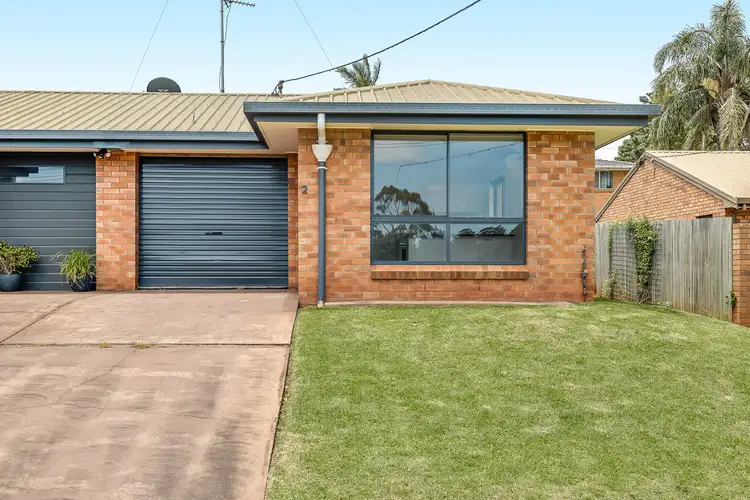 2/7 Agnes Street, Centenary Heights QLD 4350