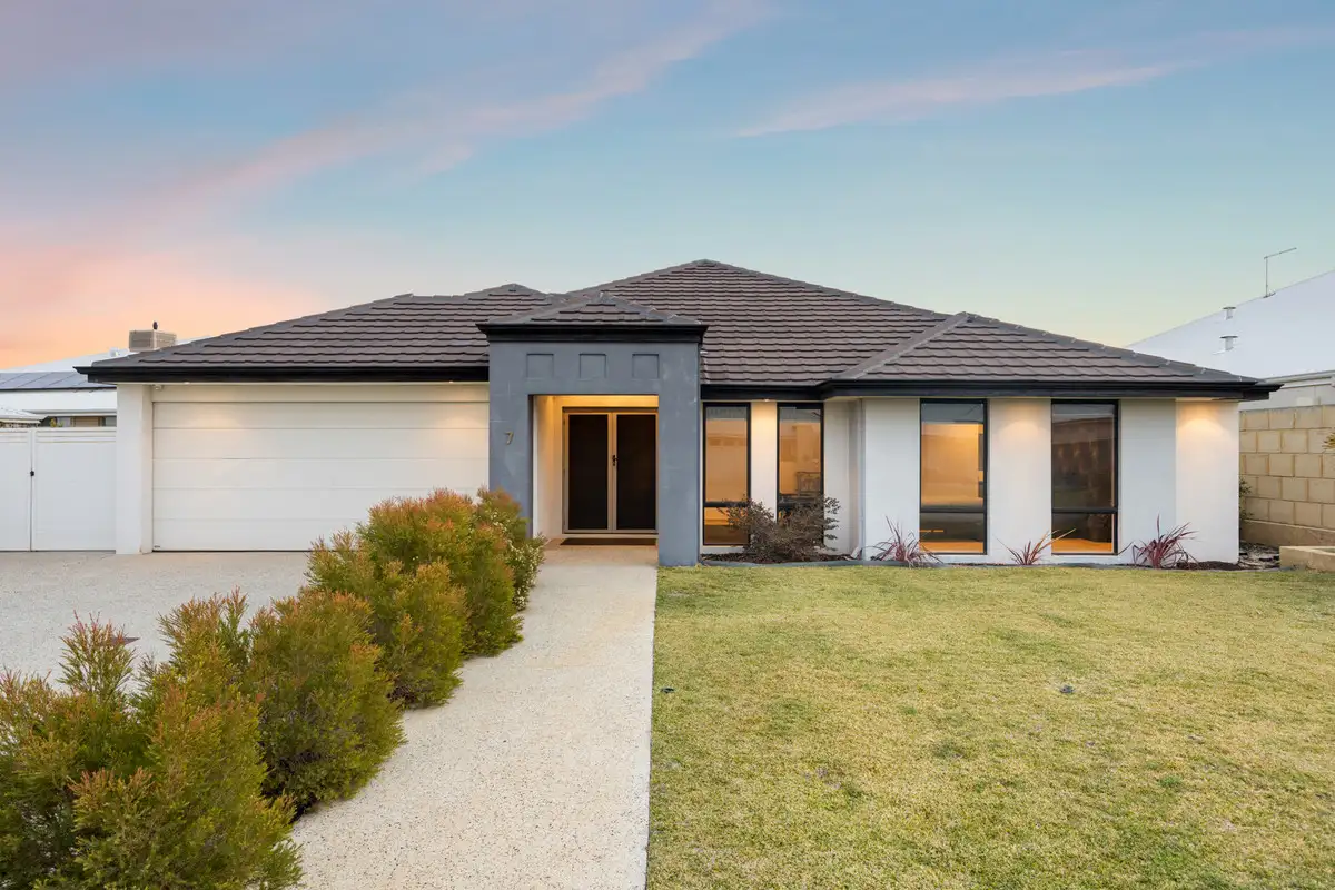 Main view of Homely house listing, 7 Flagstaff Crest, Secret Harbour WA 6173
