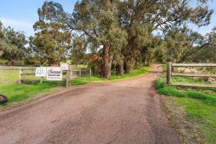 231 Albany Highway, Bedfordale WA 6112