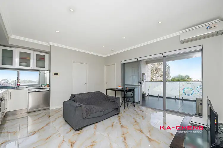 5/286 Flinders Street, Nollamara WA 6061