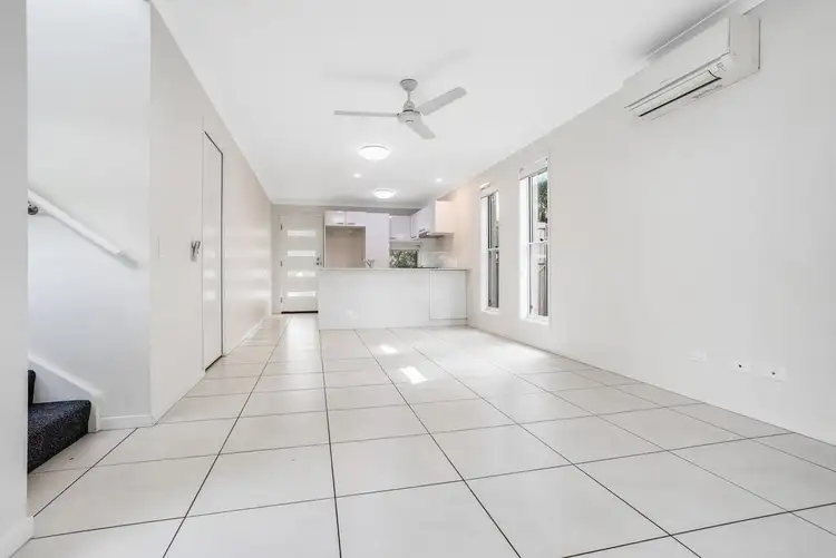 Fourth view of Homely semi-detached listing, 8/21 Leigh Crescent, Dakabin QLD 4503