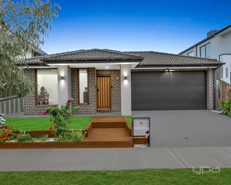 18 Vanguard Crescent, Point Cook VIC 3030