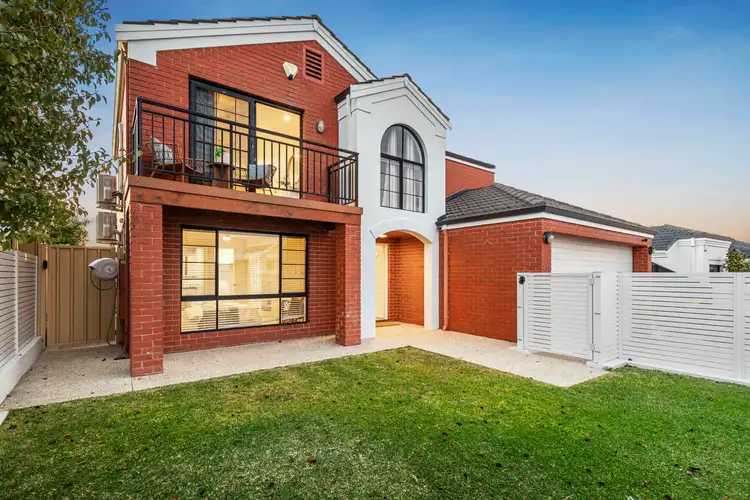 105 Cook Avenue, Hillarys WA 6025