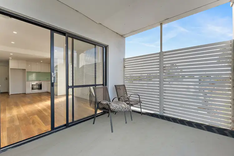 219/348 Railway Parade, Beckenham WA 6107