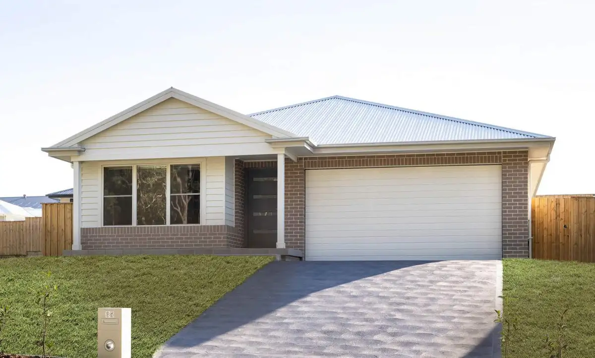 Main view of Homely house listing, 35 Ellipse Circuit, Chisholm NSW 2322