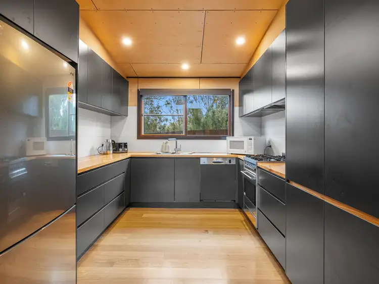 Fifth view of Homely house listing, 10 Roscrea Crescent, Walkerville VIC 3956