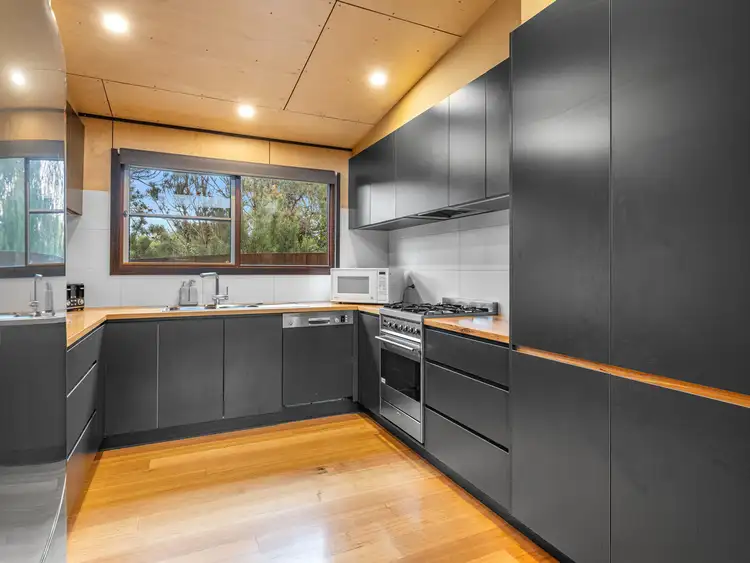 Sixth view of Homely house listing, 10 Roscrea Crescent, Walkerville VIC 3956