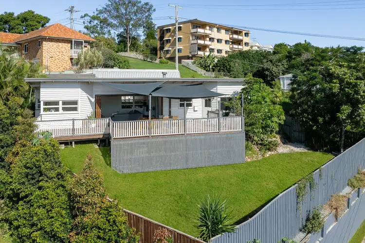 32 Woodstock Road, Toowong QLD 4066