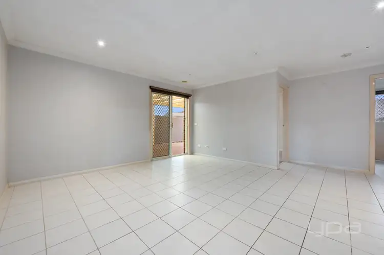 Fifth view of Homely house listing, 31/20 - 22 Roslyn Park Drive, Harkness VIC 3337