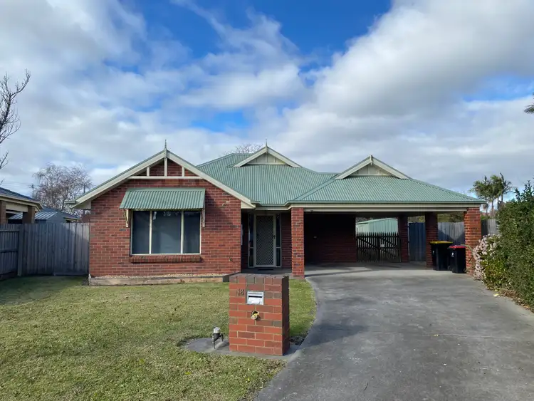 18 Kingfisher Place, Sale VIC 3850