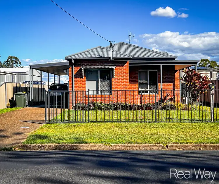 9 Lawrence Street, Bundaberg North QLD 4670