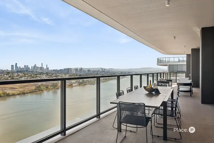 31702/15 Wharf Street, Hamilton QLD 4007