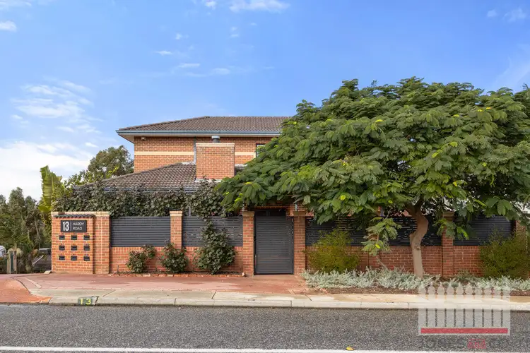 13 Hardy Road