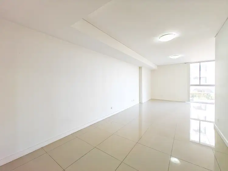 302/6 River Road West, Parramatta NSW 2150